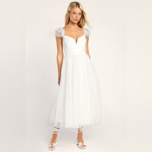 Lulu’s White Tulle Flutter Sleeve A-Line Midi Dress Size L